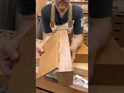 “Rob’s Woodhinges”, how to size the hinge to the box. #woodworking — YouTube video thumbnail