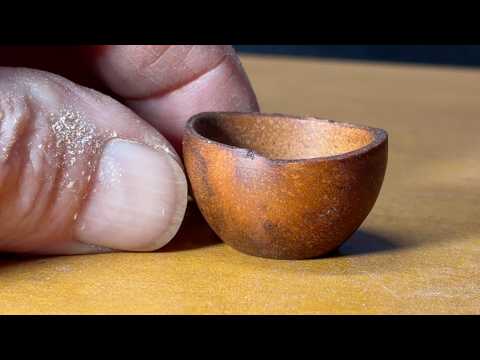 Richard Raffan turns an avocado stone into two bowls. — YouTube video thumbnail