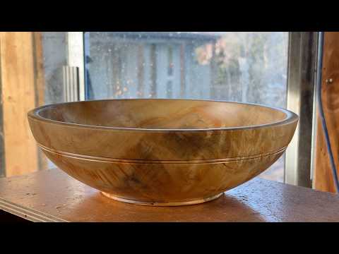 Richard Raffan turns hard dry box elder. — YouTube video thumbnail