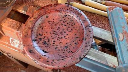 Richard Raffan turns hard dry jarrah burl — YouTube video thumbnail